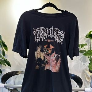 Viewless Wallflower Black T-Shirt